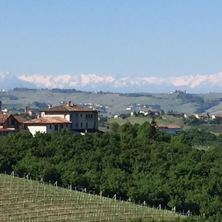 Cascina Baresane Bed & Breakfast Alba  Exterior photo