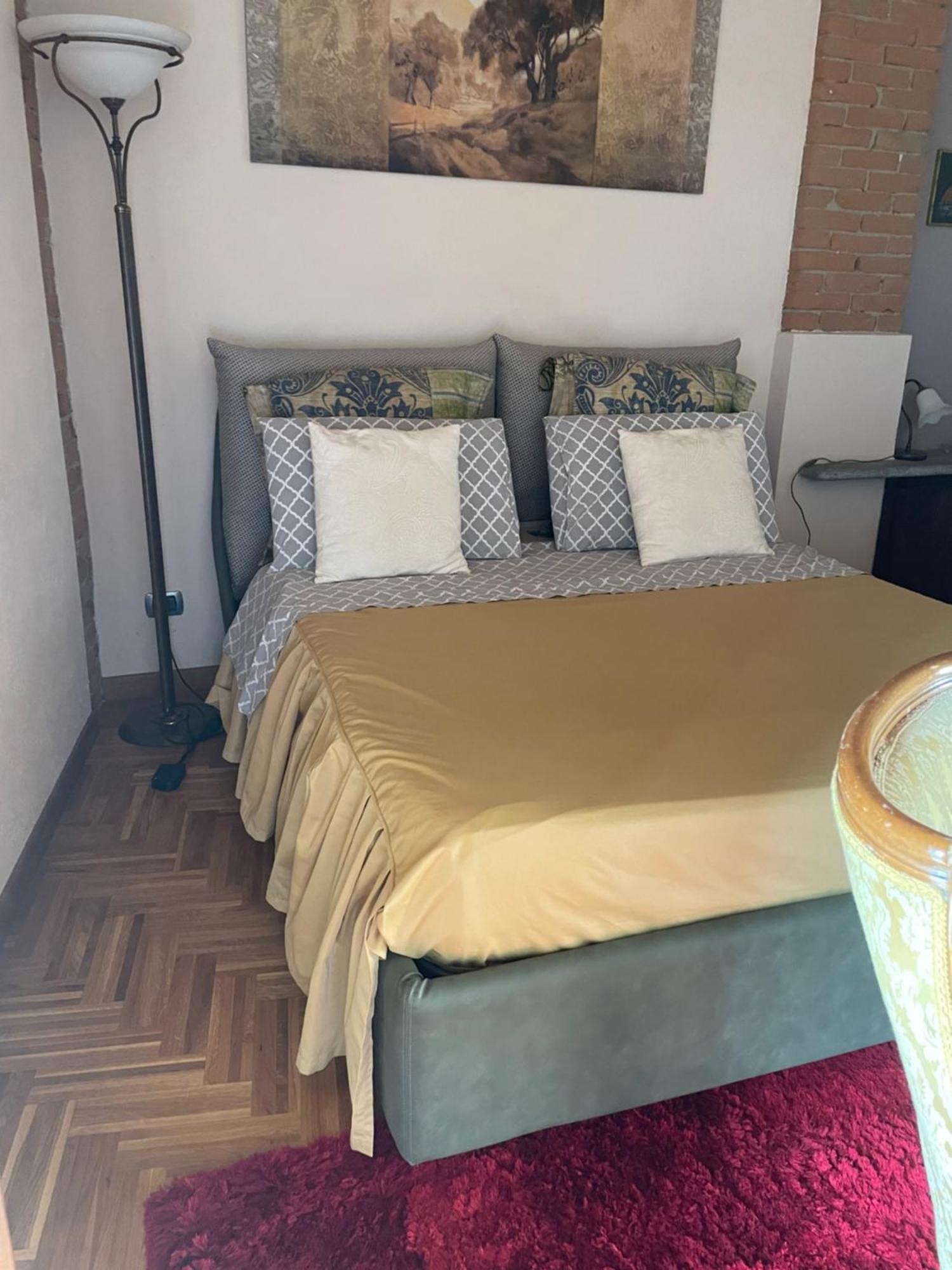 Cascina Baresane Bed & Breakfast Alba  Exterior photo
