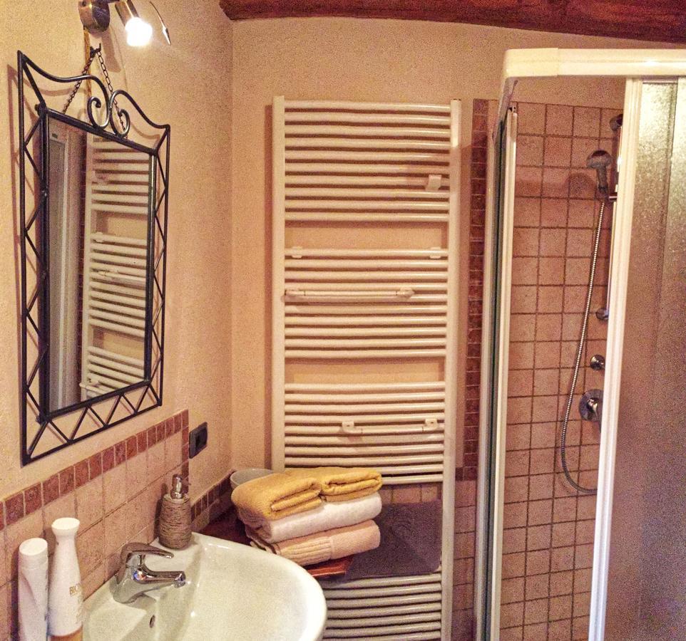 Cascina Baresane Bed & Breakfast Alba  Exterior photo